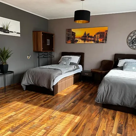 Dreamhouse Rooms-Apartments