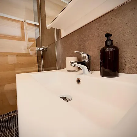 Dreamhouse Rooms-Apartments * 컨즈엘소